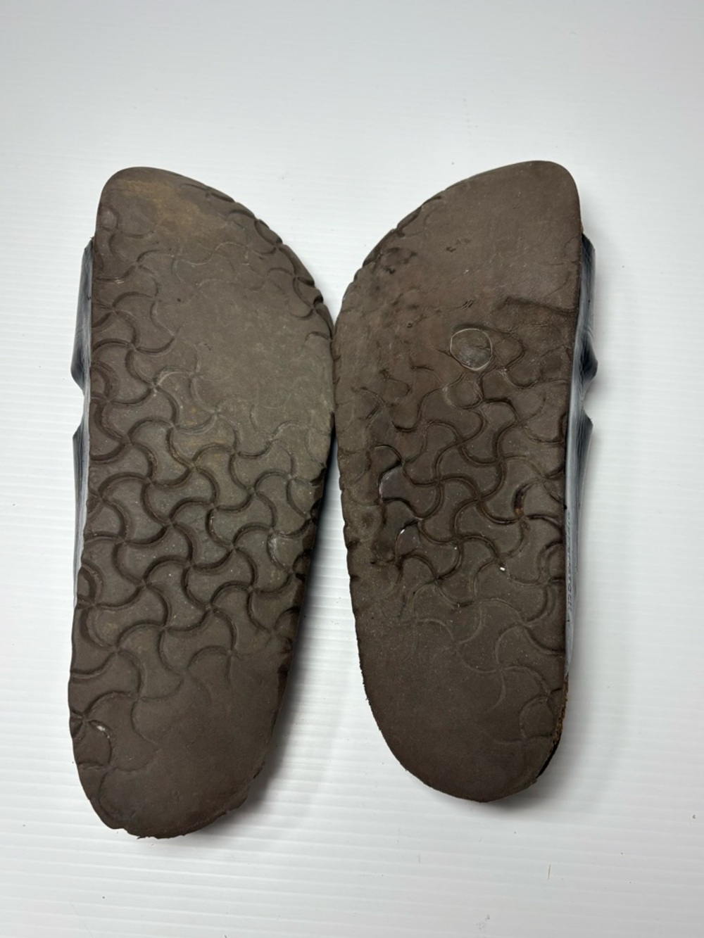 Birkenstock Arizona Sandals - Habana Brown Leather  (unisex) - Picture 5 of 6